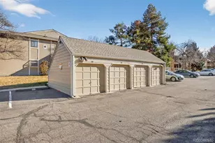 8225 Fairmount Dr, Denver, CO 80247 - Photo 22