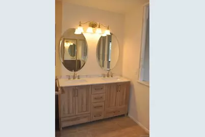 8654 E Eastman Avenue, Denver, CO 80231 - Photo 22