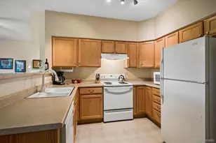2894 W Riverwalk Cir, Littleton, CO 80123 - Photo 10