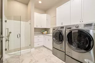 7056 E Lake Cir, Centennial, CO 80111 - Photo 24