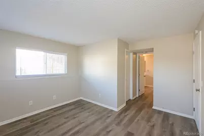 4214 S Halifax Way, Aurora, CO 80013 - Photo 8