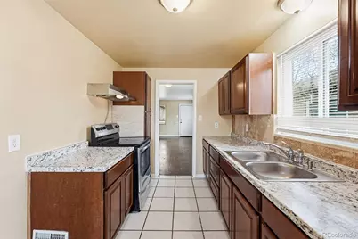 1717 Clinton Street, Aurora, CO 80010 - Photo 12
