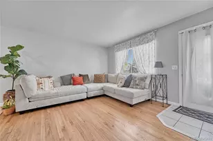 841 S Oakland St, Aurora, CO 80012 - Photo 4