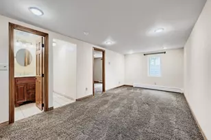 12875 Hillcrest Dr, Longmont, CO 80504 - Photo 16