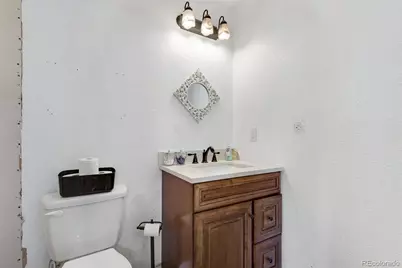 8090 Quebec Street, Commerce City, CO 80022 - Photo 26