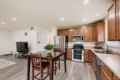 11385 Kearney Way, Thornton, CO 80233 - Photo 10