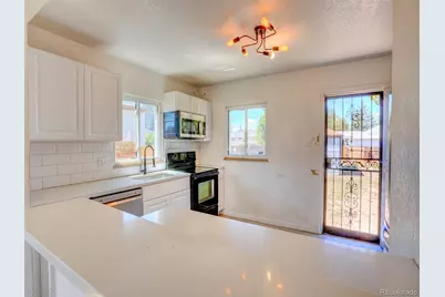 2025 Ironton Street, Aurora, CO 80010 - Photo 8
