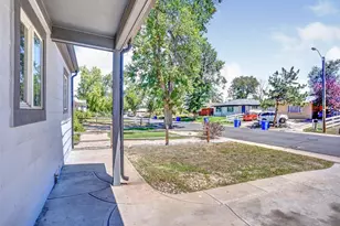 2025 Ironton St, Aurora, CO 80010 - Photo 2