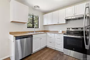 9525 W David Ave, Littleton, CO 80128 - Photo 8