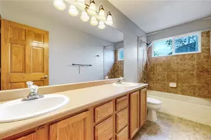 5904 S Ukraine St, Aurora, CO 80015 - Photo 28