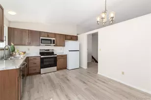 8824 W Ontario Ave, Littleton, CO 80128 - Photo 6