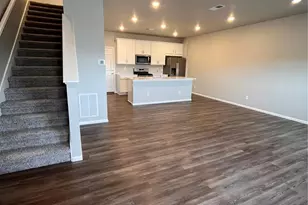 6356 N Lisbon St, Aurora, CO 80019 - Photo 8