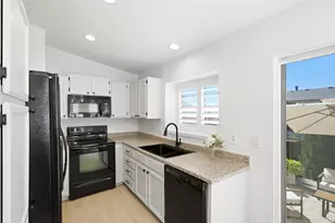 8522 S Upham Way, Littleton, CO 80128 - Photo 10