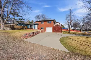 10195 W 17th Pl, Lakewood, CO 80215 - Photo 2