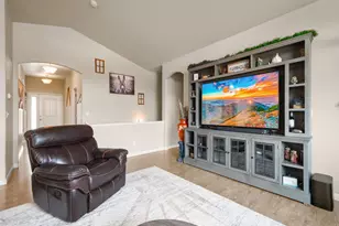 822 Settlers Dr, Milliken, CO 80543 - Photo 8