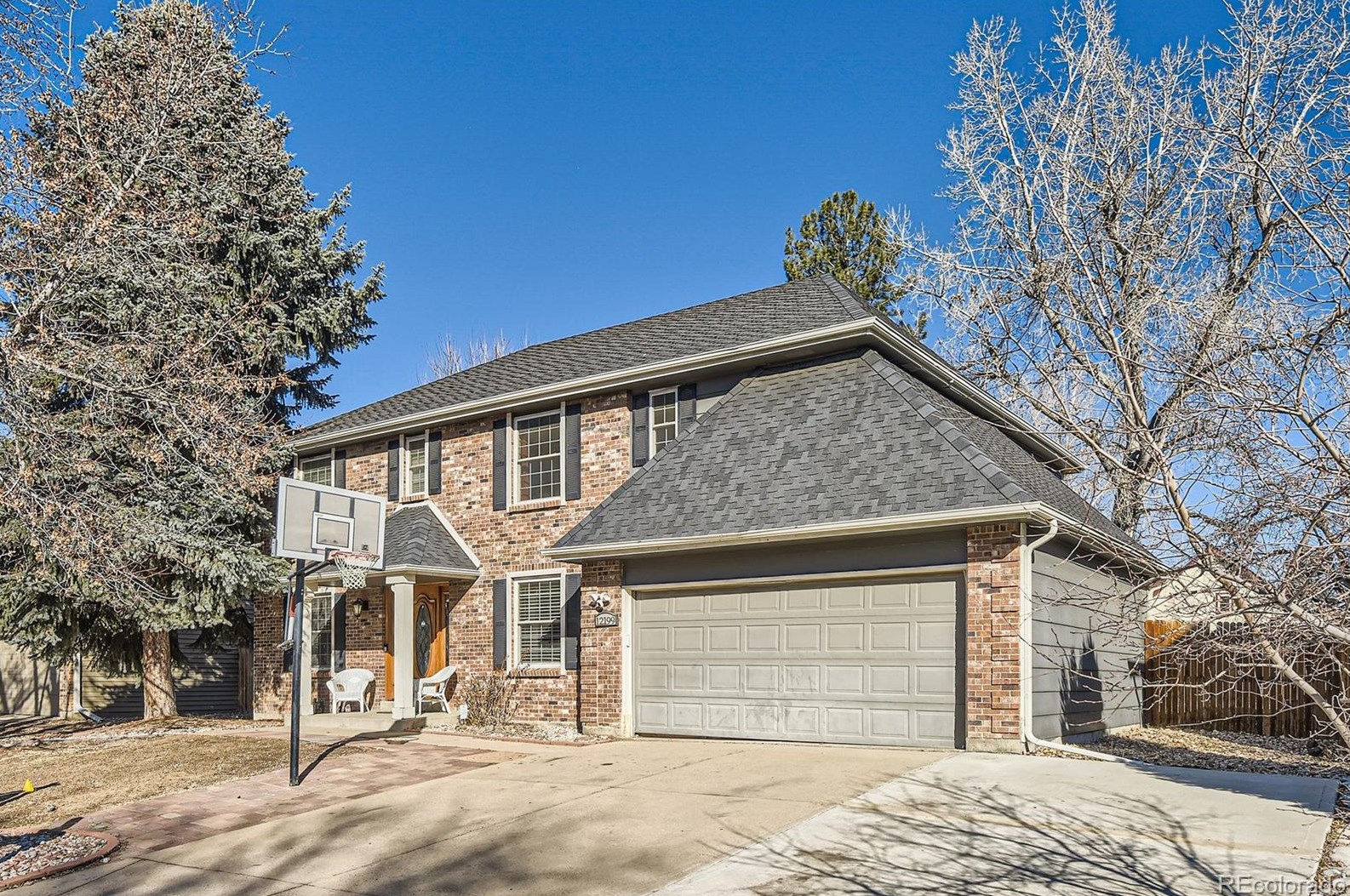 12199 Villanova Dr, Denver, CO 80014-1901