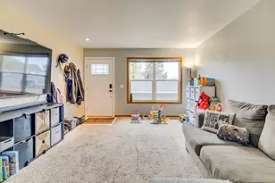 2108 Oakcrest Cir, Castle Rock, CO 80104 - Photo 6
