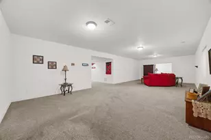 18944 Burlington Pl, Denver, CO 80249 - Photo 30