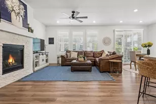 8681 S Riviera Ct, Aurora, CO 80016 - Photo 8