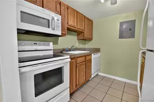 3309 S Monaco St Pkwy, Denver, CO 80222 - Photo 8