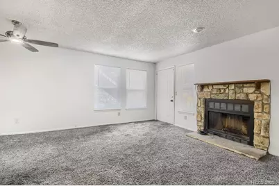 922 S Dearborn Way #5, Aurora, CO 80012 - Photo 4