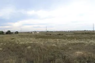 105 S Birchwood Dr, Pueblo, CO 81007 - Photo 1