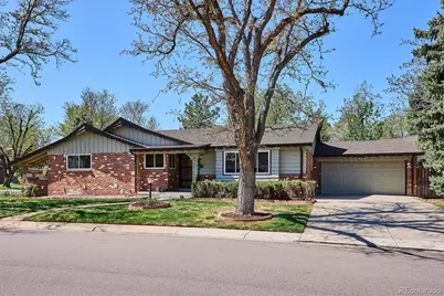 385 Oakland Street, Aurora, CO 80010 - Photo 2