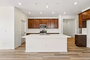 3309 N Denali St, Aurora, CO 80019 - Photo 2