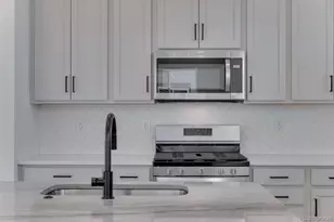 20553 E 57th Ave, Aurora, CO 80019 - Photo 22