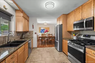 40 Skyline Dr, Wheat Ridge, CO 80215 - Photo 16
