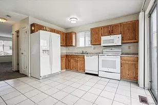 17693 E Loyola Dr, Aurora, CO 80013 - Photo 12