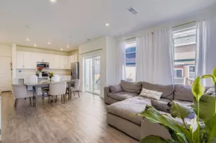 625 Aspen Ave, Bennett, CO 80102 - Photo 4