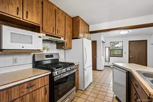 240 Stuart St, Denver, CO 80219 - Photo 12