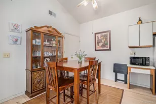 1079 S Walden Way, Aurora, CO 80017 - Photo 6