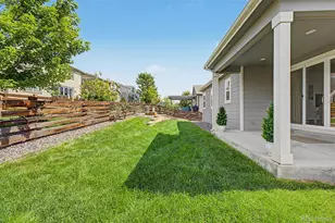 834 Eva Peak Dr, Erie, CO 80516 - Photo 32