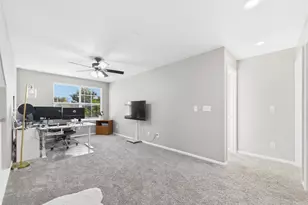 24339 E Kansas Cir, Aurora, CO 80018 - Photo 20