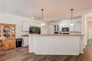 10556 Graymont Ln, Highlands Ranch, CO 80126 - Photo 4