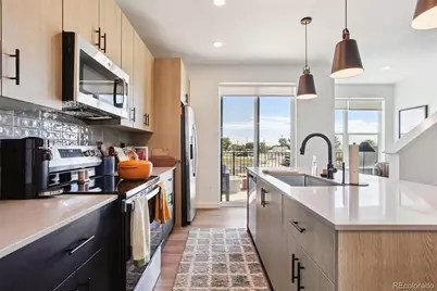 6431 Meade Way, Arvada, CO 80003 - Photo 2