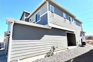 22876 E Tufts Pl, Aurora, CO 80015 - Photo 8