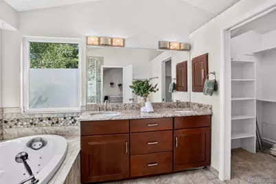 16392 E Hialeah Drive, Centennial, CO 80015 - Photo 16