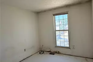 218 Madison Dr, Bennett, CO 80102 - Photo 14