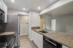 5565 W 76th Ave, Arvada, CO 80003 - Photo 8