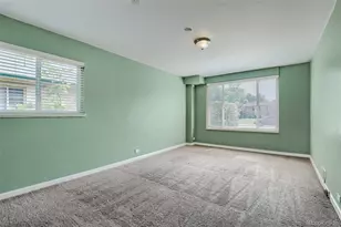2635 Hudson St, Denver, CO 80207 - Photo 10