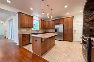 2232 Whistler Dr, Longmont, CO 80504 - Photo 2