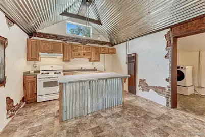 1022 W 4th Street, Florence, CO 81226 - Photo 46