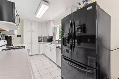 3397 W Tanforan Drive, Englewood, CO 80110 - Photo 10