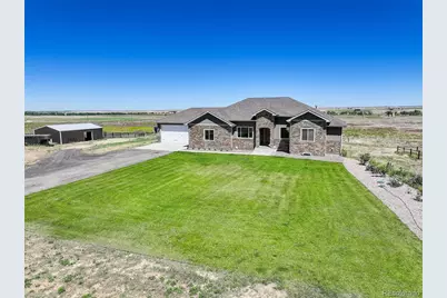 45425 Wolf Creek Drive, Bennett, CO 80102 - Photo 2