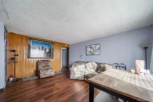 2921 Jasmine St, Denver, CO 80207 - Photo 8