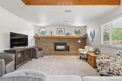1716 S Newark Court, Aurora, CO 80012 - Photo 18