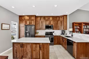 20999 Woodside Ln, Parker, CO 80138 - Photo 6